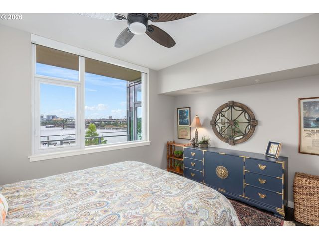 1900 S RIVER Dr 502, Portland, OR 97201
