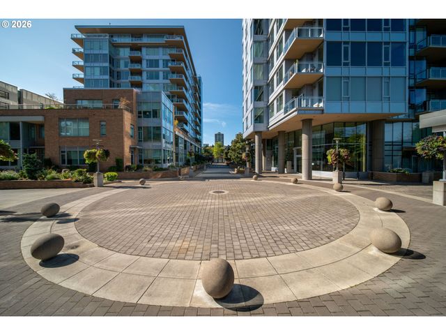1900 S RIVER Dr 502, Portland, OR 97201