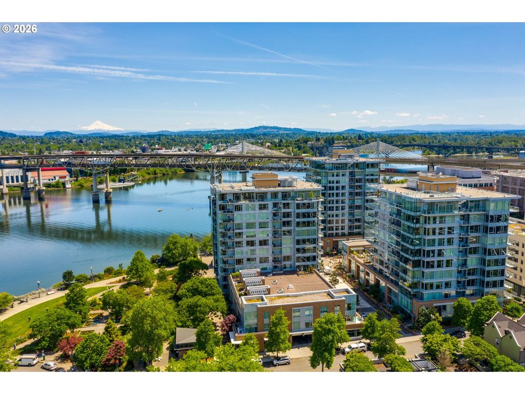 1900 S RIVER Dr 502, Portland, OR 97201