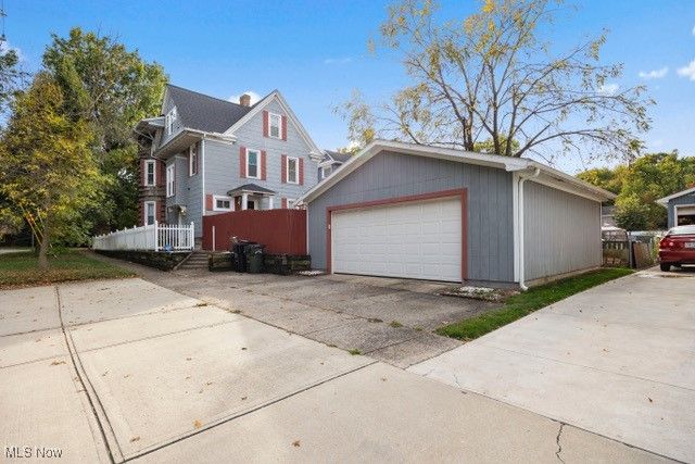276 Harrison Street, Elyria, OH 44035