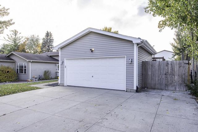 6012 240th AVENUE, Salem, WI 53168