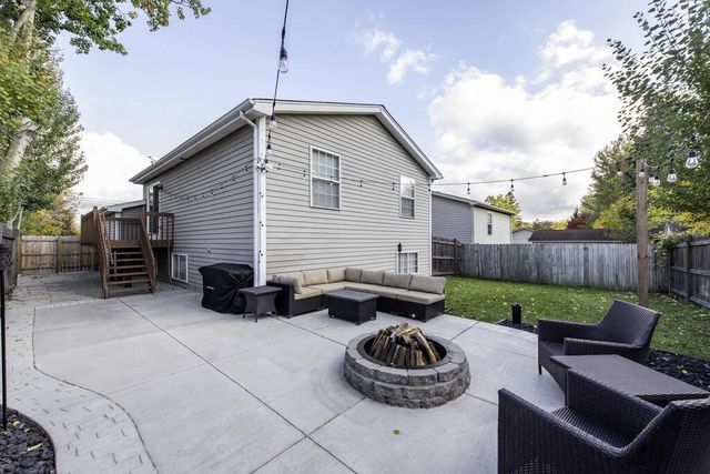 6012 240th AVENUE, Salem, WI 53168