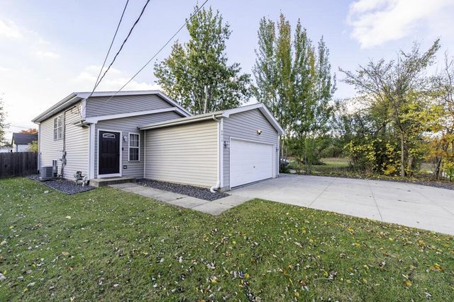 6012 240th AVENUE, Salem, WI 53168