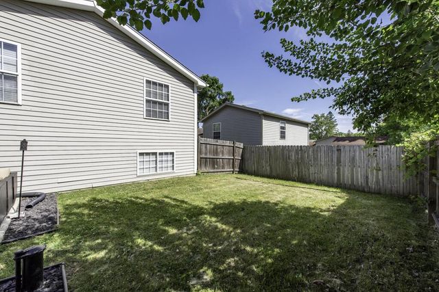 6012 240th AVENUE, Salem, WI 53168