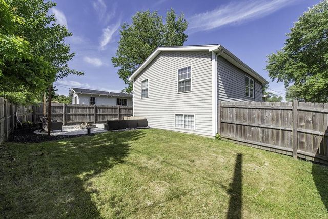 6012 240th AVENUE, Salem, WI 53168