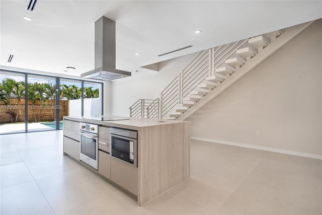 1241 SW 23th 2, Miami, FL 33145