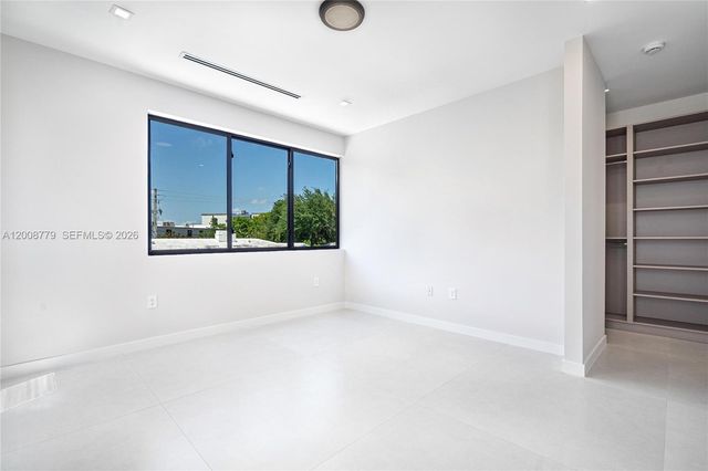 1241 SW 23th 2, Miami, FL 33145