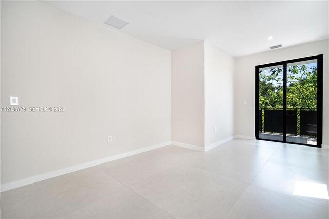1241 SW 23th 2, Miami, FL 33145