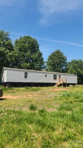 802 W 15th Street, Newton, NC 28658
