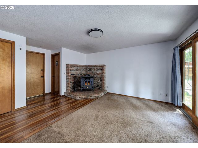 18410 Sw PHEASANT Ln, Beaverton, OR 97003
