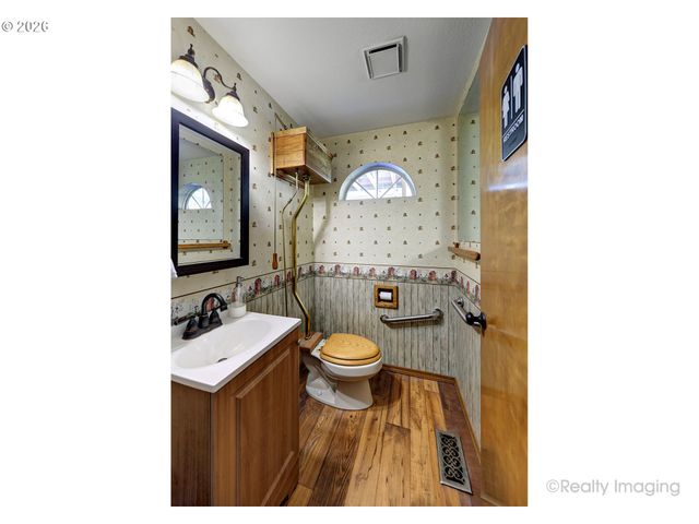 18410 Sw PHEASANT Ln, Beaverton, OR 97003