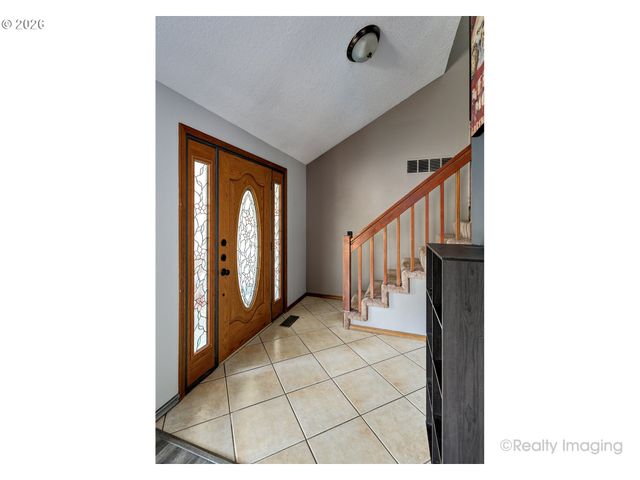 18410 Sw PHEASANT Ln, Beaverton, OR 97003