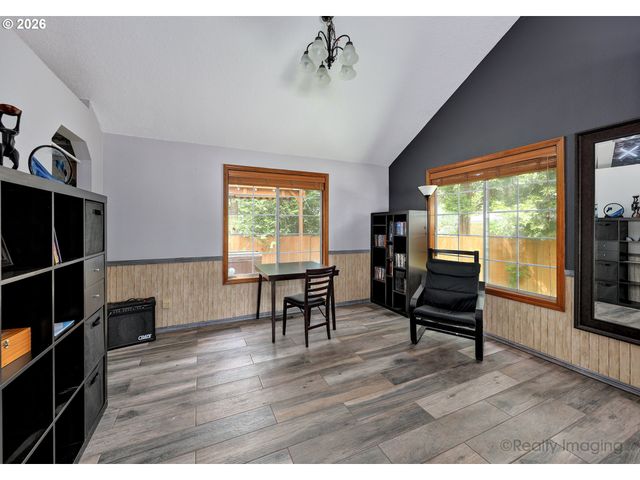 18410 Sw PHEASANT Ln, Beaverton, OR 97003
