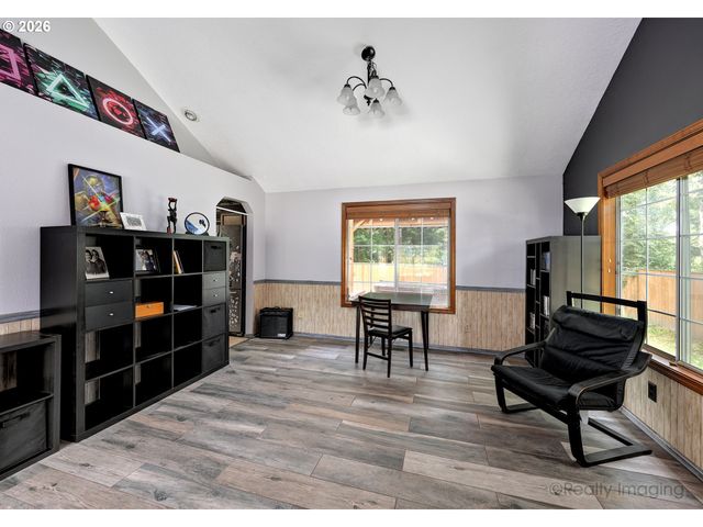 18410 Sw PHEASANT Ln, Beaverton, OR 97003