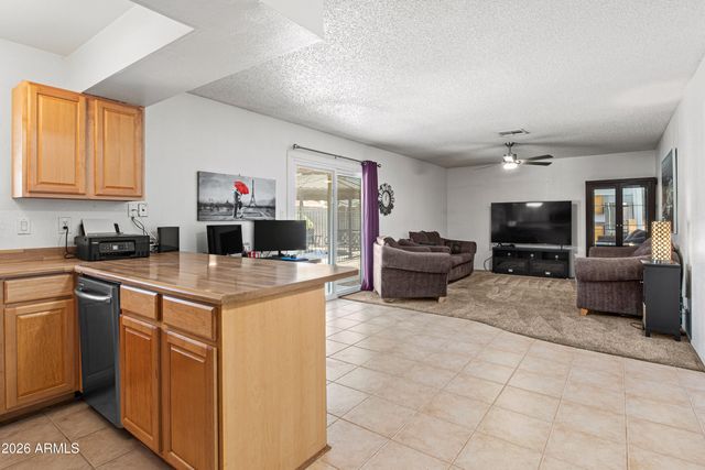 4032 W SAINT JOHN Road, Glendale, AZ 85308