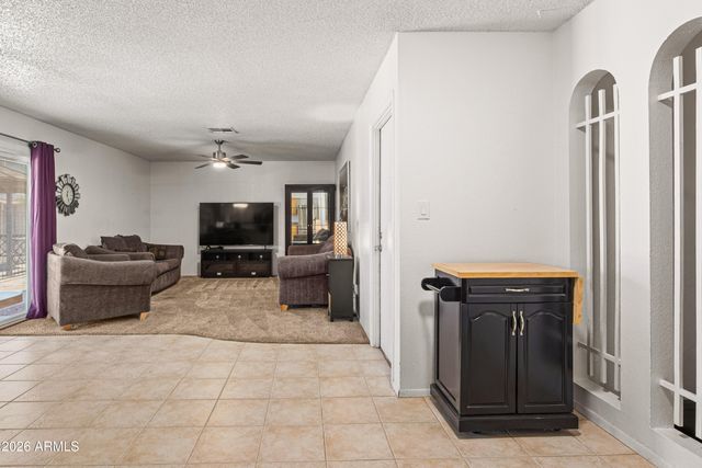 4032 W SAINT JOHN Road, Glendale, AZ 85308