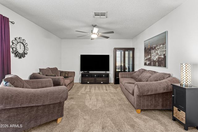 4032 W SAINT JOHN Road, Glendale, AZ 85308