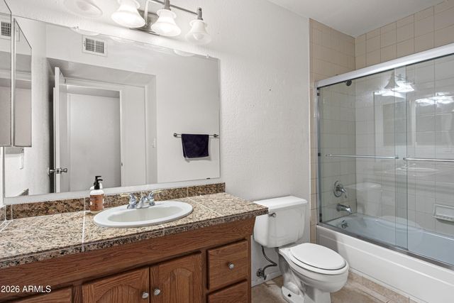 4032 W SAINT JOHN Road, Glendale, AZ 85308