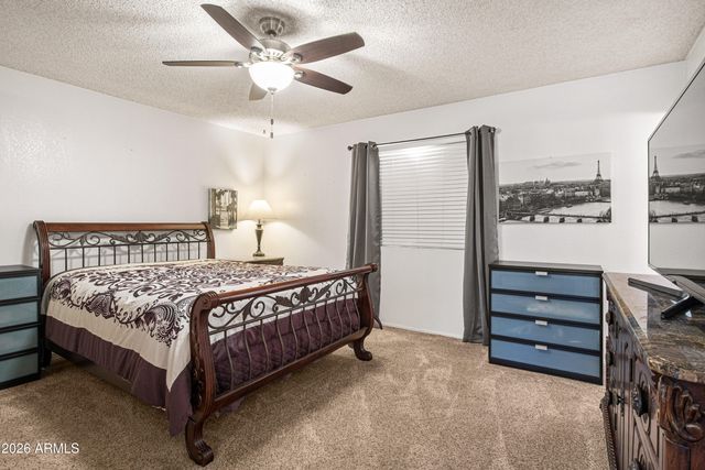 4032 W SAINT JOHN Road, Glendale, AZ 85308
