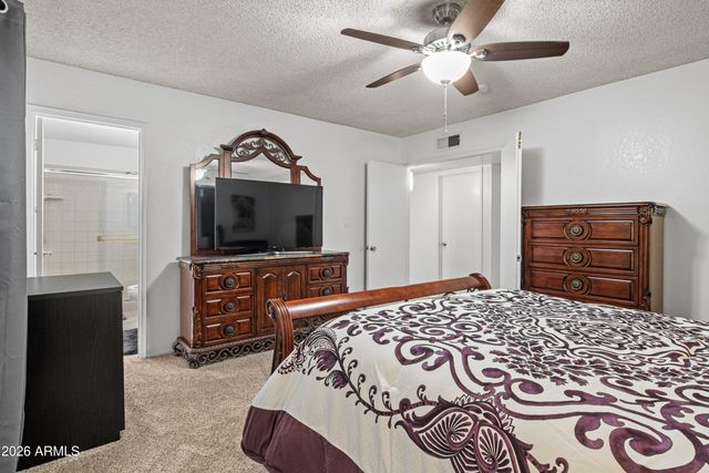 4032 W SAINT JOHN Road, Glendale, AZ 85308