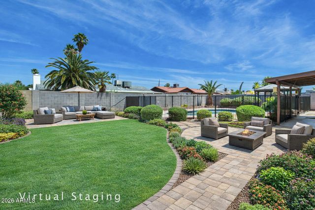 4032 W SAINT JOHN Road, Glendale, AZ 85308
