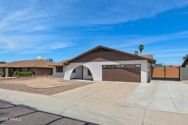 4032 W SAINT JOHN Road, Glendale, AZ 85308