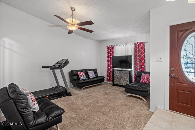4032 W SAINT JOHN Road, Glendale, AZ 85308