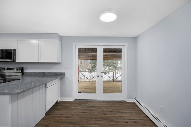 110 Main Street, Sandown, NH 03873