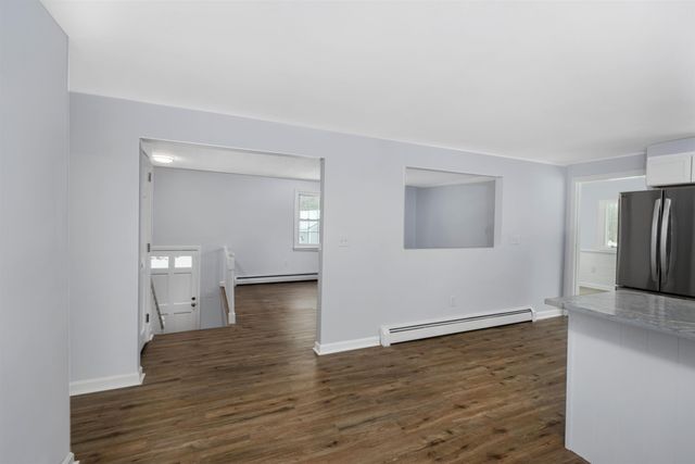 110 Main Street, Sandown, NH 03873