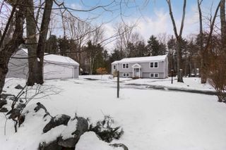 110 Main Street, Sandown, NH 03873