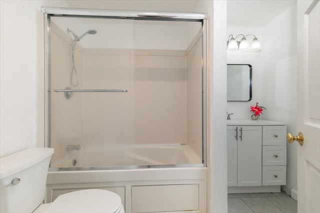 4 Maywood Terrace, Woburn, MA 01801