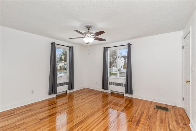 4 Maywood Terrace, Woburn, MA 01801