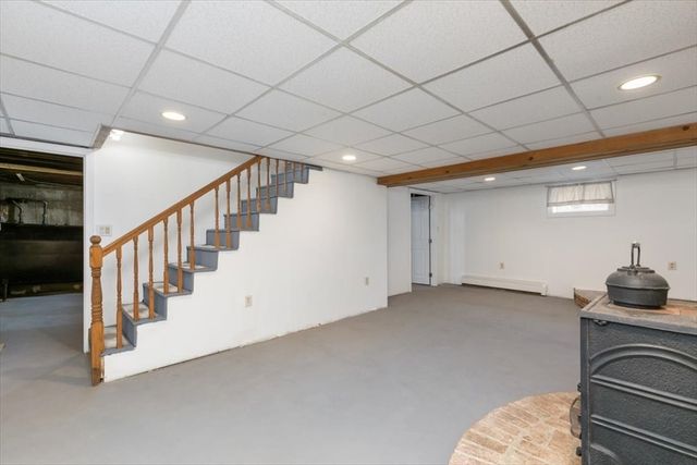 4 Maywood Terrace, Woburn, MA 01801