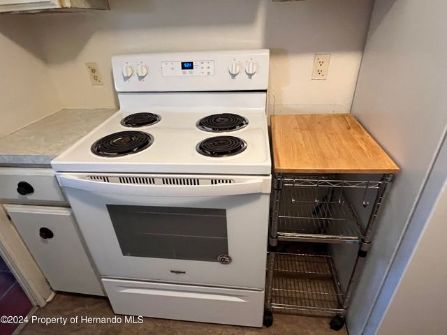8591 Highpoint Boulevard, Brooksville, FL 34613