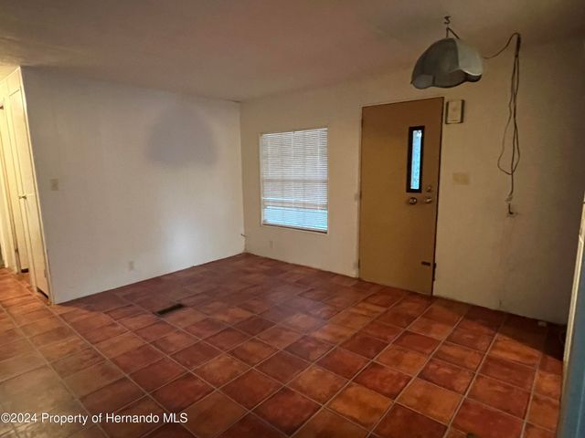 8591 Highpoint Boulevard, Brooksville, FL 34613