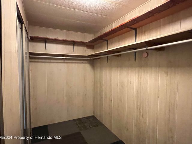 8591 Highpoint Boulevard, Brooksville, FL 34613