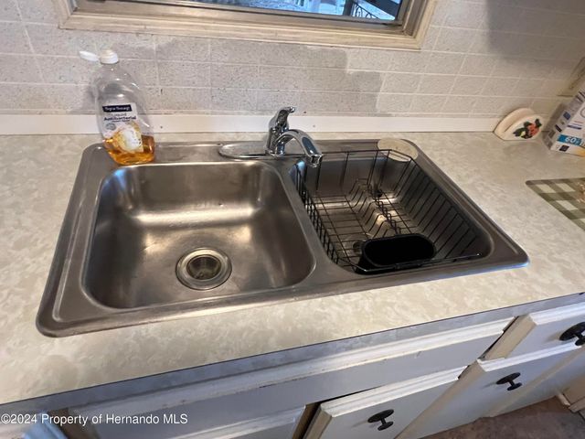 8591 Highpoint Boulevard, Brooksville, FL 34613