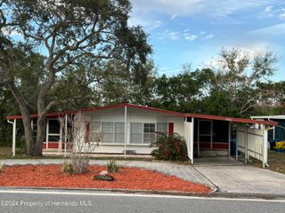 8591 Highpoint Boulevard, Brooksville, FL 34613