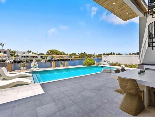 2225 NE 19th Street, Fort Lauderdale, FL 33305
