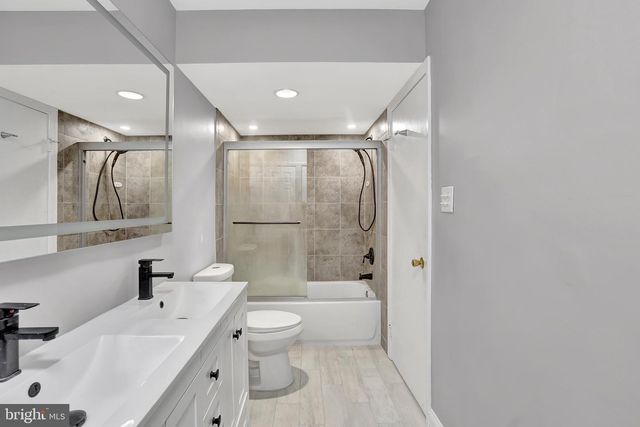 2106 SANDRA RD, Voorhees, NJ 08043