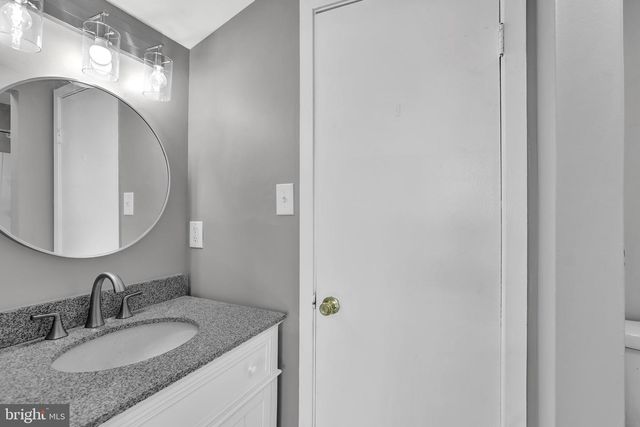 2106 SANDRA RD, Voorhees, NJ 08043