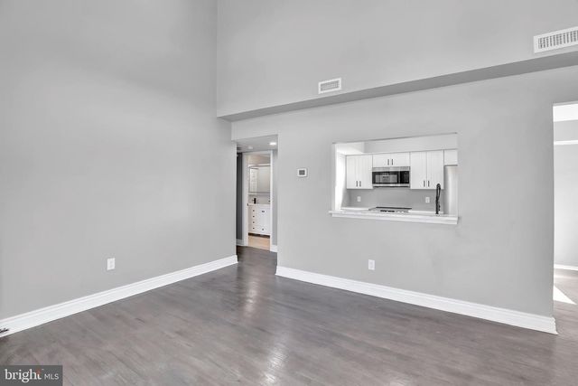 2106 SANDRA RD, Voorhees, NJ 08043