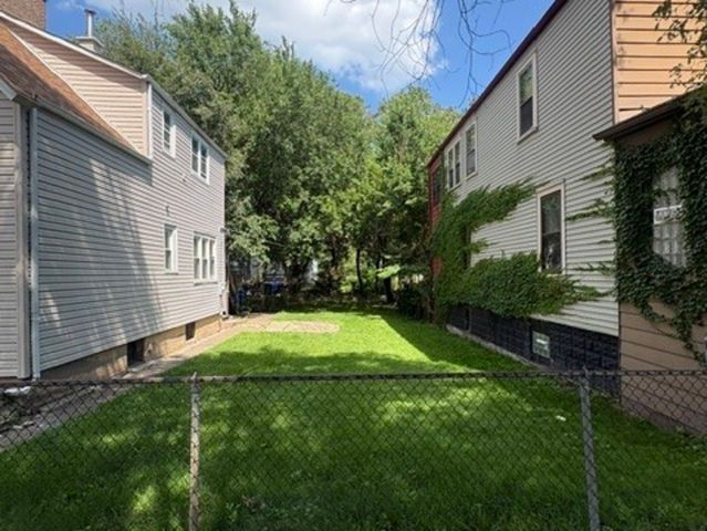 7837 S Dobson Avenue, Chicago, IL 60619