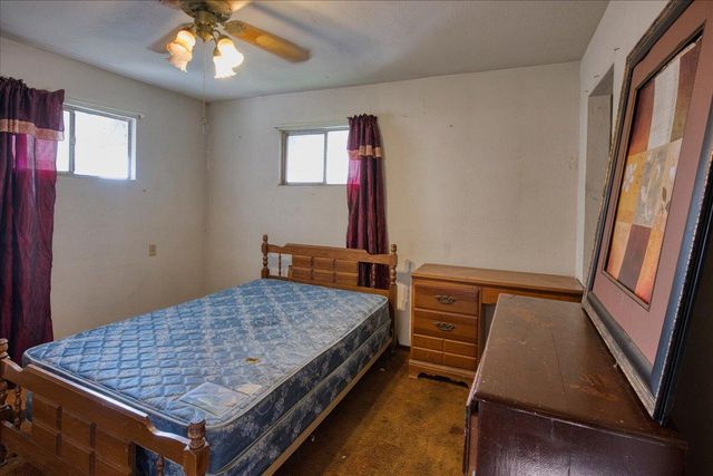 968 Virginia Ave, Olivehurst, CA 95961