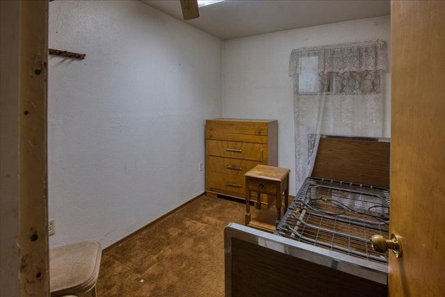 968 Virginia Ave, Olivehurst, CA 95961