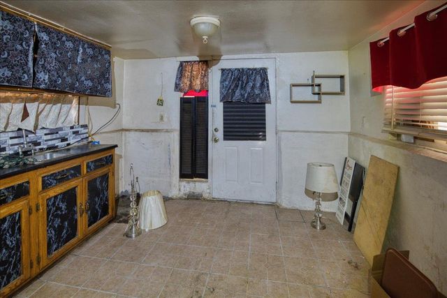 968 Virginia Ave, Olivehurst, CA 95961