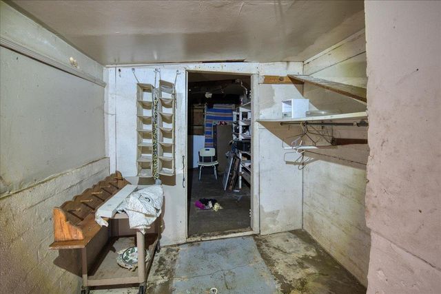 968 Virginia Ave, Olivehurst, CA 95961