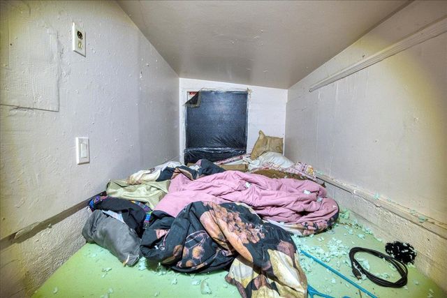 968 Virginia Ave, Olivehurst, CA 95961