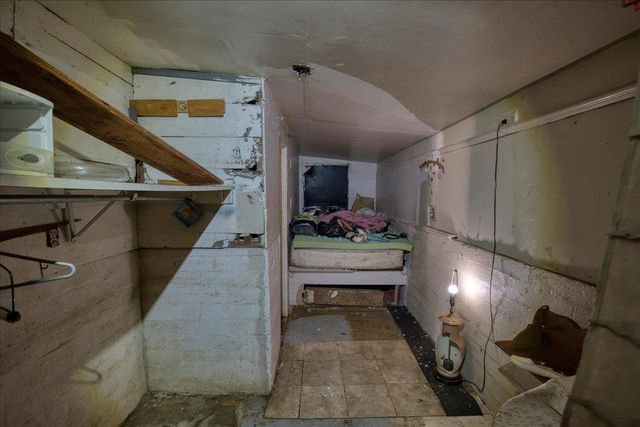 968 Virginia Ave, Olivehurst, CA 95961