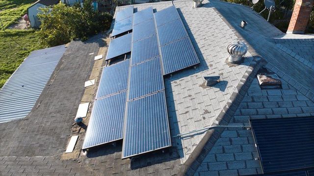 968 Virginia Ave, Olivehurst, CA 95961